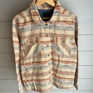 Pendleton Beige and Rust Aztec Striped Soft Flannel Button Down Shirt Sz. Large
